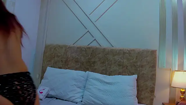 ashley  foxx  online show from 10/23/25, 01:43