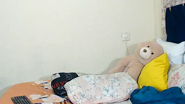 veronica1xxx online show from 04/21/26, 02:51