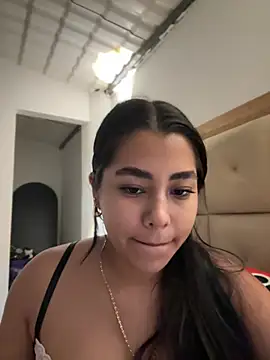 Snapshot of darsha_90 chatting on 05/08/26, 03:12 darsha 90 online show from 05/08/26, 03:12