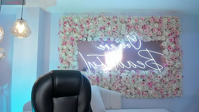 Snapshot of GabriellaLee chatting on 03/20/25, 03:13 GabriellaLee online show from 03/20/25, 03:13
