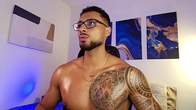 LiamGarcia1 online show from 09/09/25, 12:37