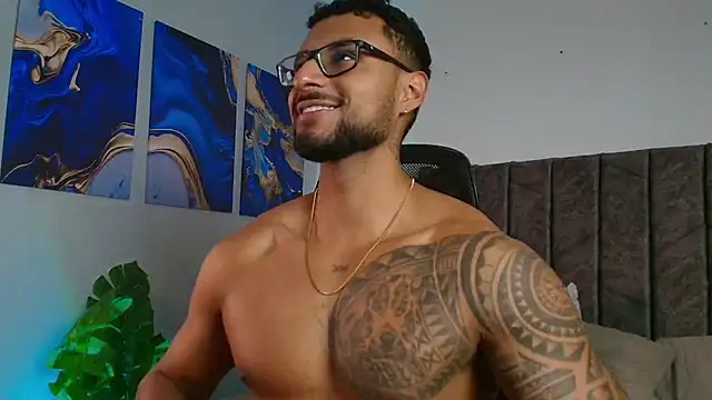 LiamGarcia1 online show from 09/17/25, 01:57