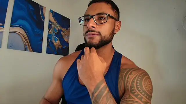 LiamGarcia1 online show from 02/11/26, 04:56