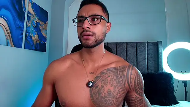 LiamGarcia1 online show from 04/20/26, 03:37