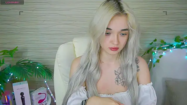 Ashley S online show from 02/15/25, 02:26