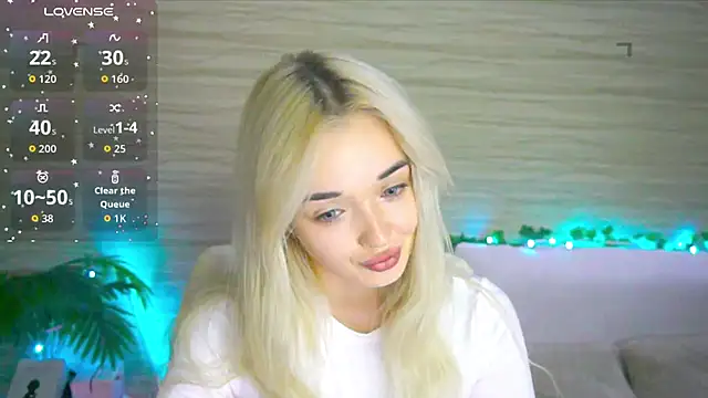 Ashley S online show from 09/19/25, 10:10