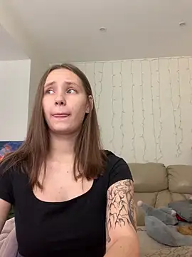 HotCaramellsTV online show from 09/19/25, 09:43