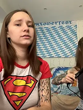 HotCaramellsTV online show from 10/01/25, 09:04