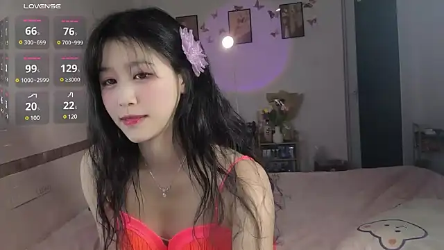 Snapshot of Luminous163 chatting on 12/22/24, 12:27 Luminous163 online show from 12/22/24, 12:27