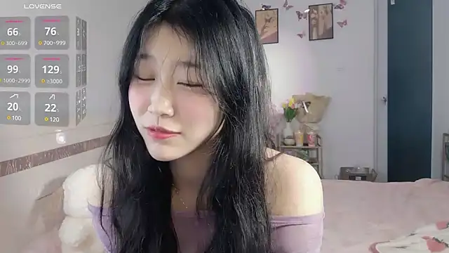 Snapshot of Luminous163 chatting on 01/05/25, 12:31 Luminous163 online show from 01/05/25, 12:31