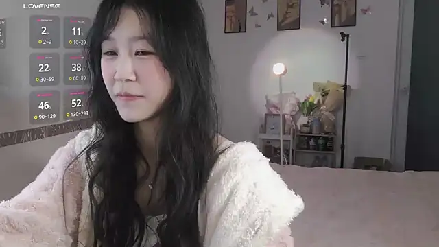 Snapshot of Luminous163 chatting on 01/31/25, 11:56 Luminous163 online show from 01/31/25, 11:56