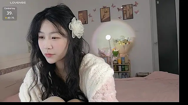 Snapshot of Luminous163 chatting on 03/01/25, 07:41 Luminous163 online show from 03/01/25, 07:41