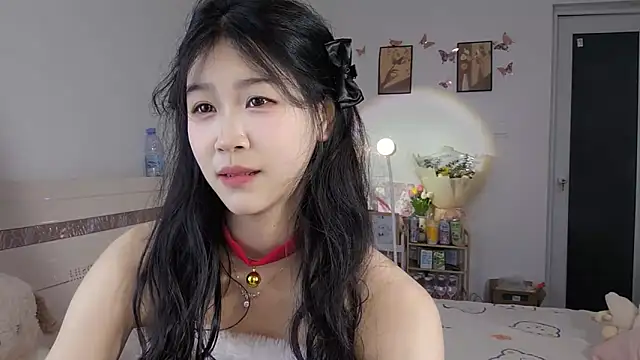 Snapshot of Luminous163 chatting on 03/18/25, 01:20 Luminous163 online show from 03/18/25, 01:20