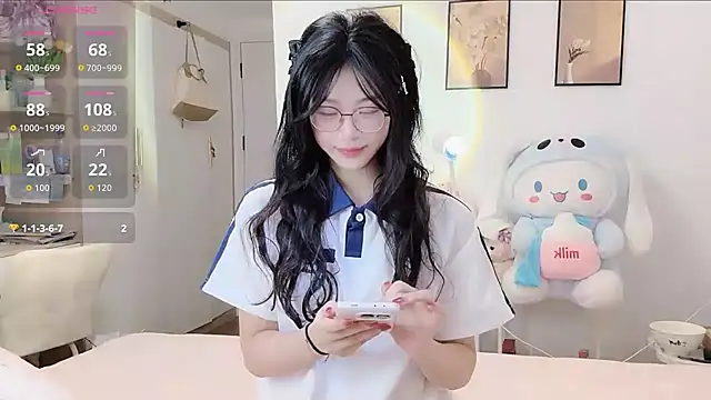 Snapshot of Luminous163 chatting on 09/23/25, 12:41 Luminous163 online show from 09/23/25, 12:41