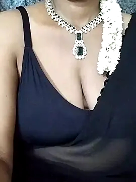 sophia600 online show from 12/14/24, 05:25