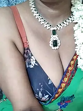 sophia600 online show from 12/15/24, 07:10