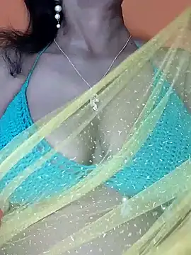 sophia600 online show from 12/24/24, 12:44