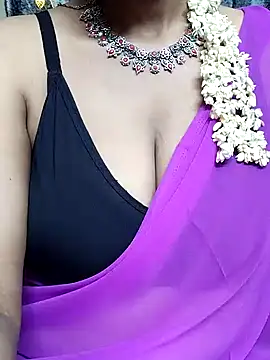 sophia600 online show from 12/26/24, 05:40