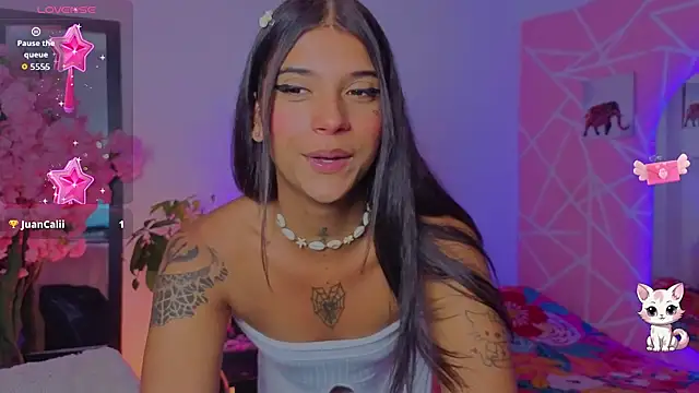 CoralRigan online show from 11/28/25, 02:03