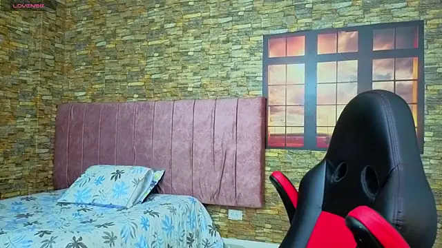 Snapshot of viktorya_xue chatting on 12/15/25, 10:30 viktorya xue online show from 12/15/25, 10:30