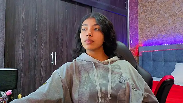 Snapshot of viktorya_xue chatting on 02/19/26, 11:17 viktorya xue online show from 02/19/26, 11:17