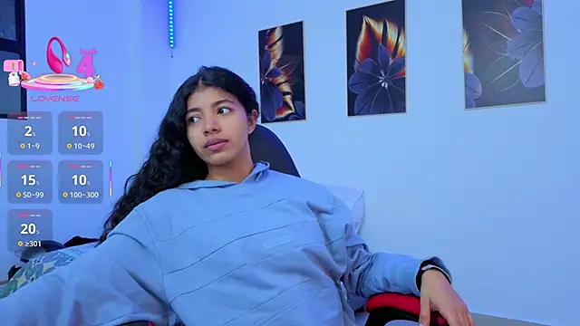 Snapshot of viktorya_xue chatting on 03/04/26, 10:54 viktorya xue online show from 03/04/26, 10:54