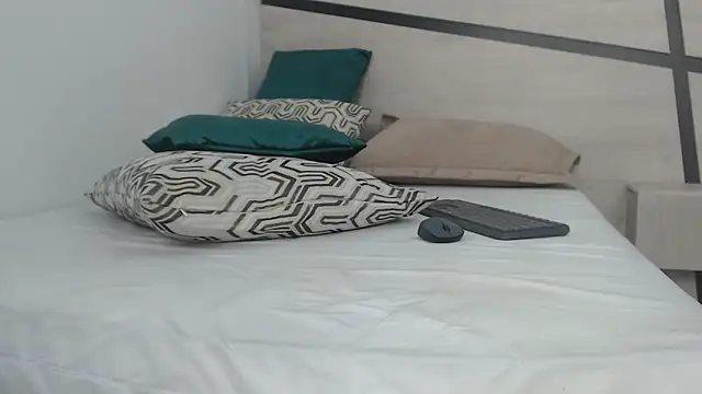 sussy leon online show from 01/28/25, 03:25