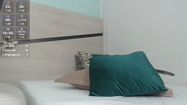 sussy leon online show from 03/19/25, 03:40