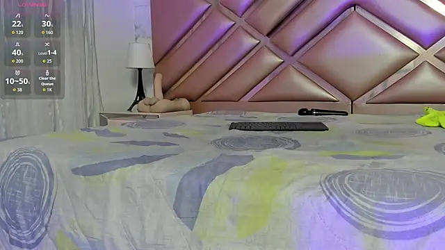 ElisabethMassey online show from 02/17/26, 08:44