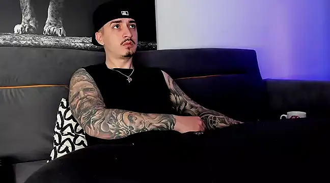 uptomatty online show from 03/23/25, 07:53