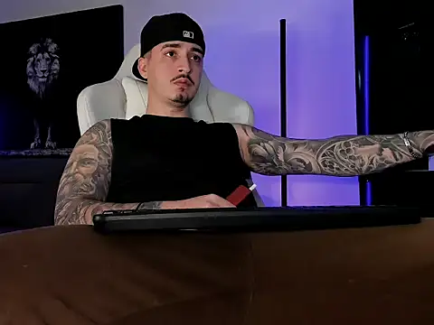 uptomatty online show from 11/14/25, 09:46