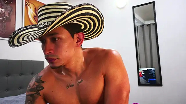 Snapshot of Thor_Dosson chatting on 12/06/24, 09:10 Thor Dosson online show from 12/06/24, 09:10