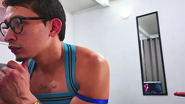 Snapshot of Thor_Dosson chatting on 12/08/24, 10:57 Thor Dosson online show from 12/08/24, 10:57