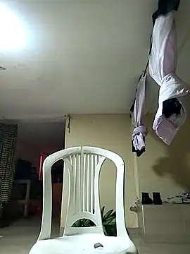 MaraVililhosa online show from 10/12/25, 05:17