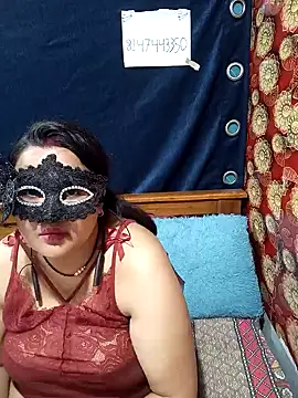 Snapshot of tina8th chatting on 02/07/25, 05:51 tina8th online show from 02/07/25, 05:51