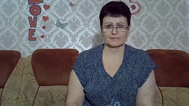 PaulaGolden online show from 10/22/25, 08:36