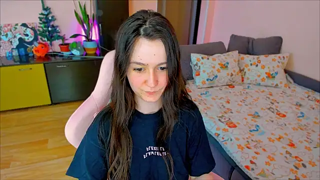 Snapshot of ameli_moon chatting on 05/04/26, 04:36 ameli moon online show from 05/04/26, 04:36