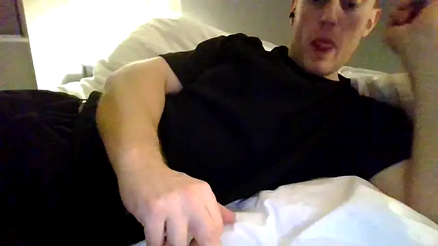 Snapshot of Noshame1994 chatting on 02/22/26, 02:45 Noshame1994 online show from 02/22/26, 02:45