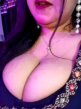 Suhanakhan00 online show from 01/31/25, 07:07