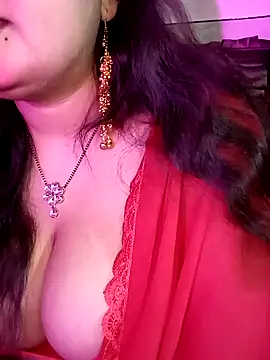 Suhanakhan00 online show from 02/13/26, 07:48