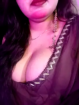 Suhanakhan00 online show from 04/14/26, 07:47