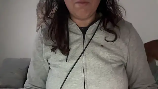 Serena 4you online show from 11/17/25, 04:13