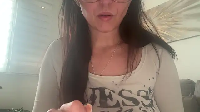 Serena 4you online show from 04/20/26, 06:09