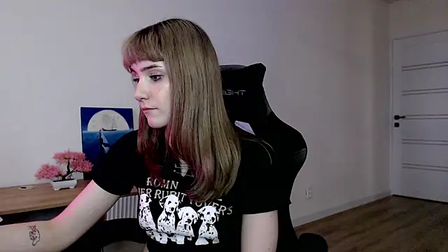 Princess Shy    online show from 03/12/25, 02:34