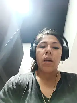 Karenn12 online show from 10/10/25, 03:16