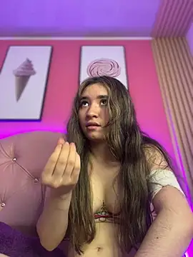 Sophie LS online show from 03/07/25, 08:56