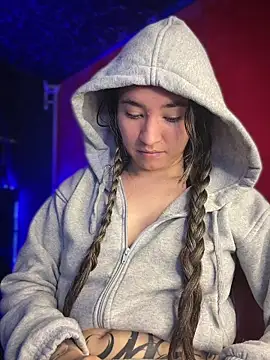 Sophie LS online show from 04/01/26, 01:41