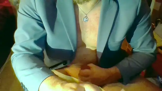 Snapshot of Daddy_Gentlesex chatting on 01/17/25, 07:49 Daddy Gentlesex online show from 01/17/25, 07:49