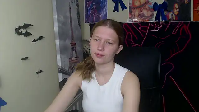 Snapshot of StellaCRL chatting on 04/28/26, 12:21 StellaCRL online show from 04/28/26, 12:21