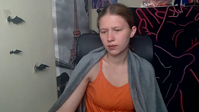 Snapshot of StellaCRL chatting on 05/10/26, 07:13 StellaCRL online show from 05/10/26, 07:13